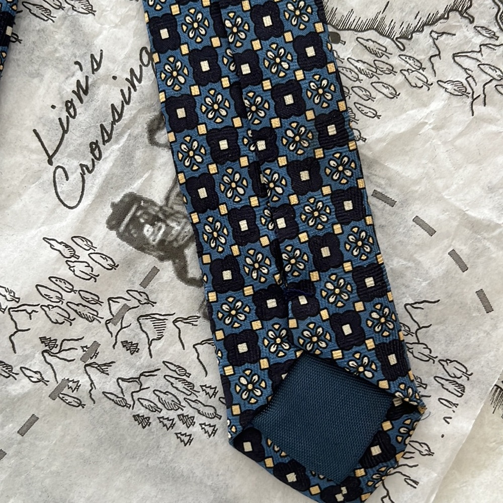 Gucci Tie - Picture 3 of 8